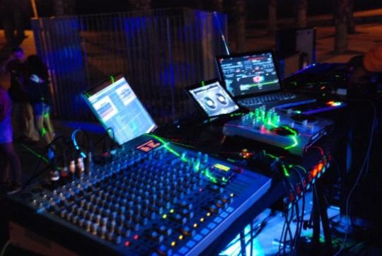 Discoteca móvil para Primera Comunión, Bodas y Eventos